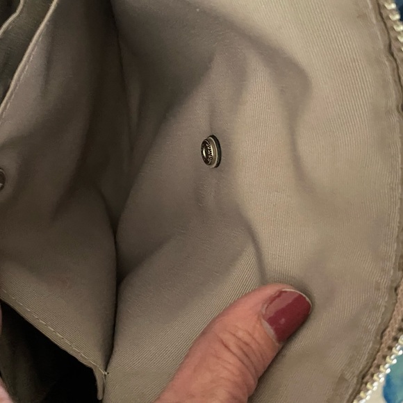 Coach Large Crossbody Like NEW! - Picture 5 of 11